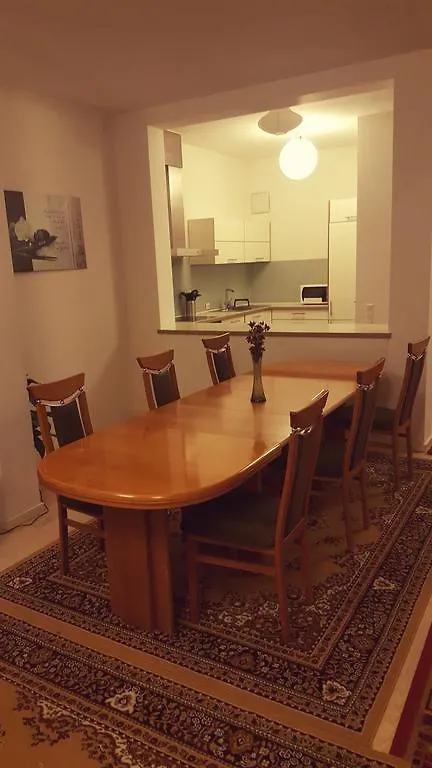 Sonnige Wohnung Am Cannstatter Wasen Stuttgart Apartment
